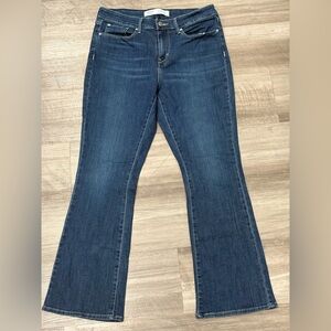 Signature Levi Strauss Bootcut Jeans | Dark Wash | Women’s 10S (W30 L30)